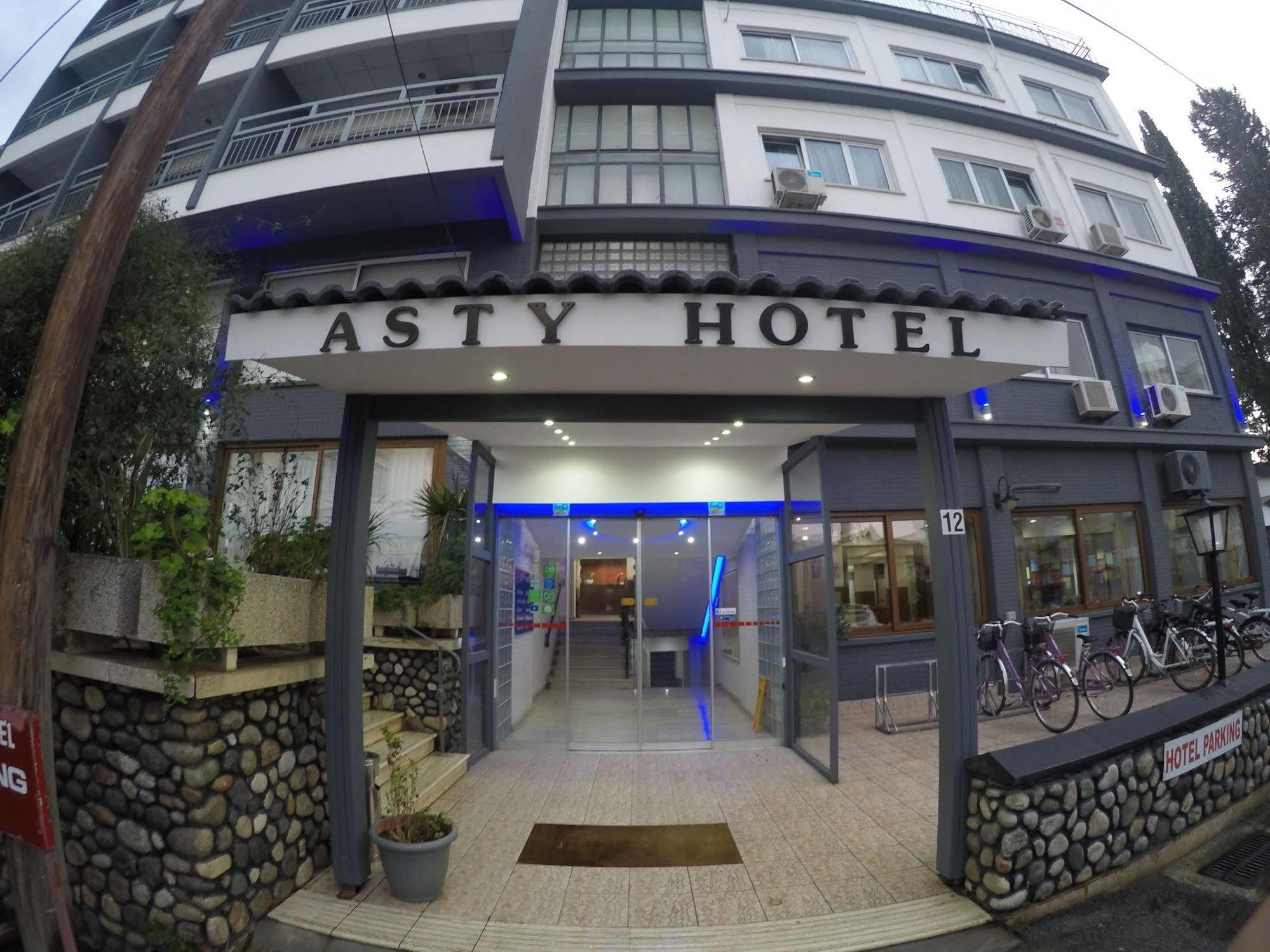 Asty Hotel Никозия Екстериор снимка